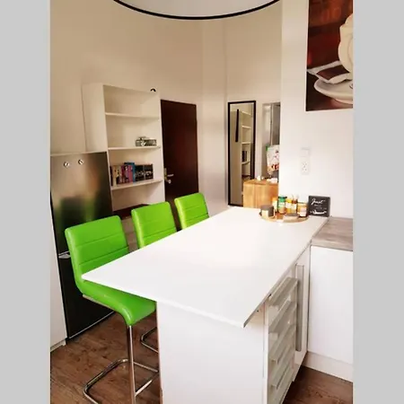 In Neudorf Nahe Du Zentrum Und Uni/zoo דירה *